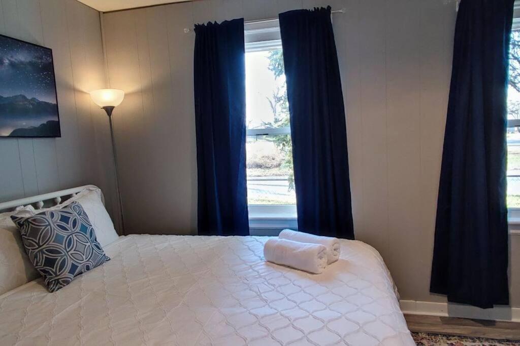 Perfect Combo Of Charm & Comfort- 2Bedroom Home Noblesville Eksteriør billede