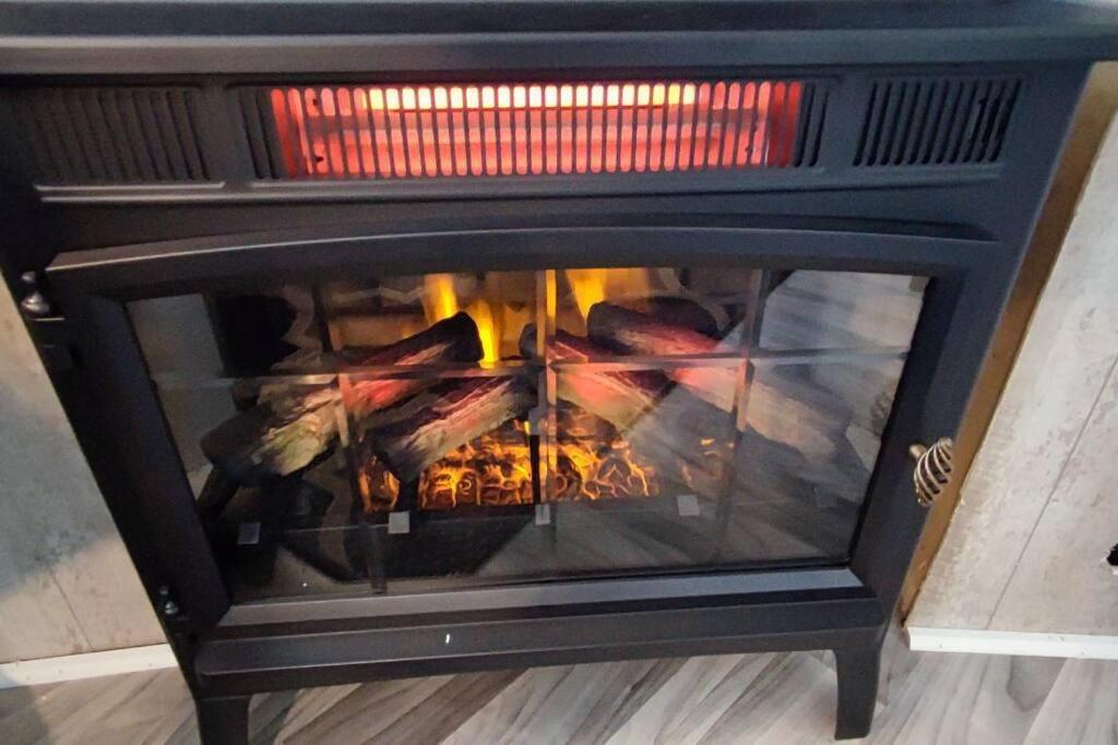 Perfect Combo Of Charm & Comfort- 2Bedroom Home Noblesville Eksteriør billede