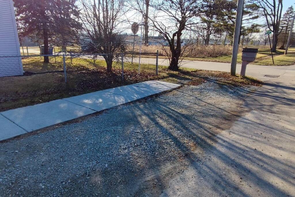 Perfect Combo Of Charm & Comfort- 2Bedroom Home Noblesville Eksteriør billede